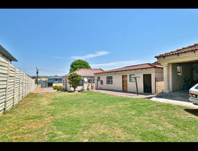 4 BEDROOM HOUSE FOR SALE IN LINDBERGH PARK